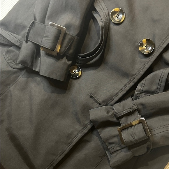 Jones New York Black Double-Breasted Trench Coat. Wool blend upper lining. Small - Picture 12 of 16